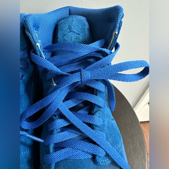 Nike Jordan 1 Retro Blue Suede – Men’s Size 9  Model 332550-404  AUTHENTIC - EUC main image 8